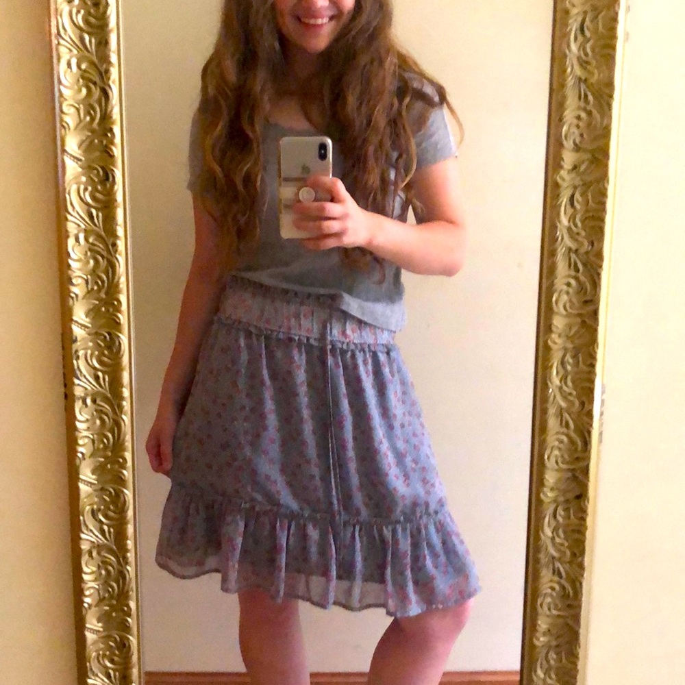 Cute Floral Skirt! Brand L Love size Large.